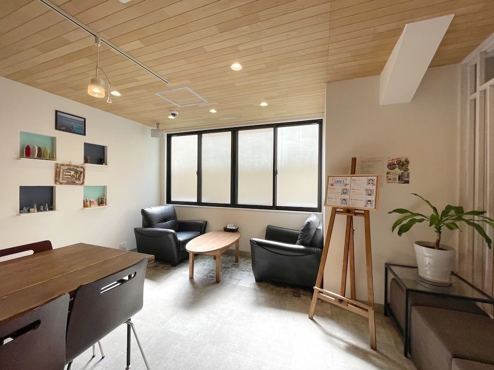 フロント1 | Guest house Laule'a 天王寺