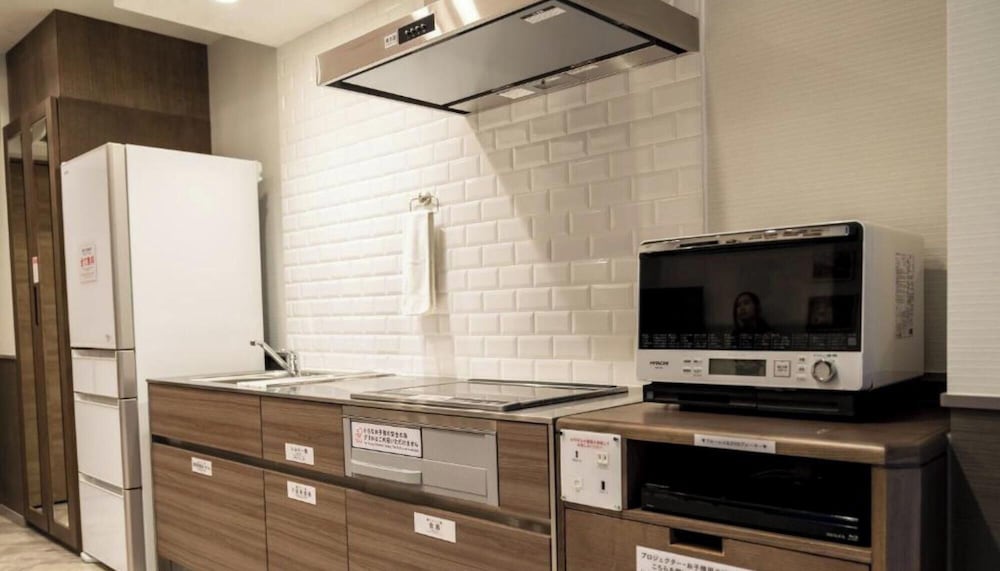 ファミリー ルーム ベッド (複数台) 禁煙 専用キッチン0 | ホテルパセラリビング