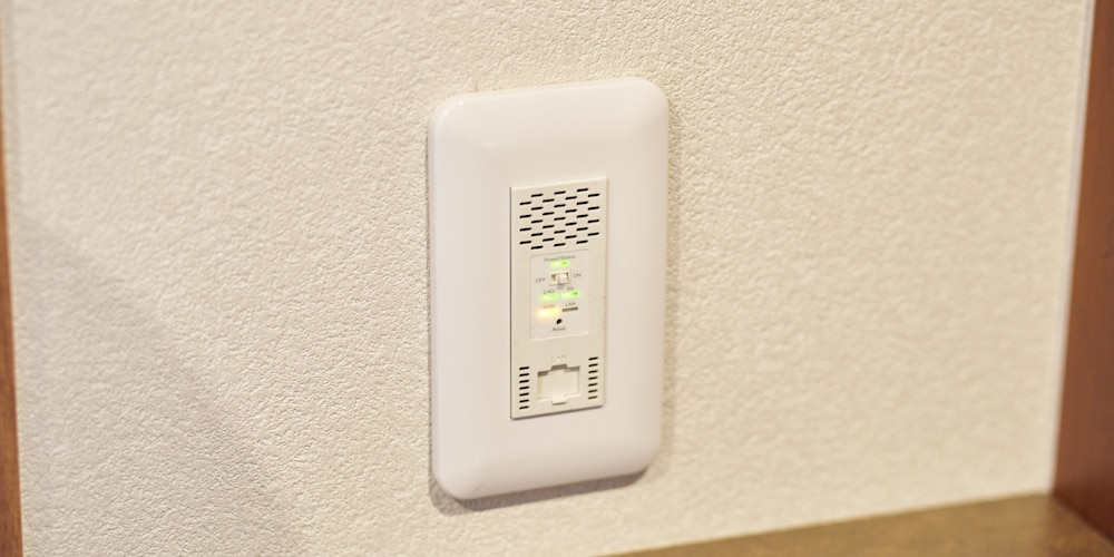 スタンダード ダブルルーム 布団 喫煙可 客室17 | ホテルメルディア大阪肥後橋