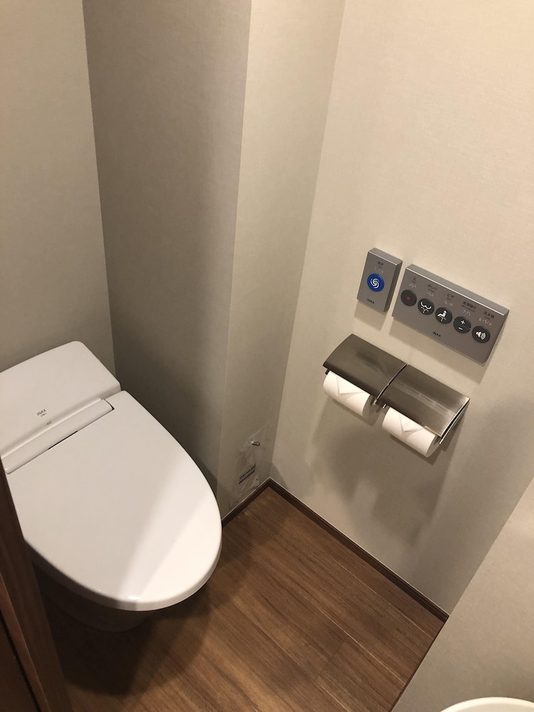 スタンダード ツインルーム 喫煙可 (2) バスルーム0 | ホテルメルディア大阪肥後橋