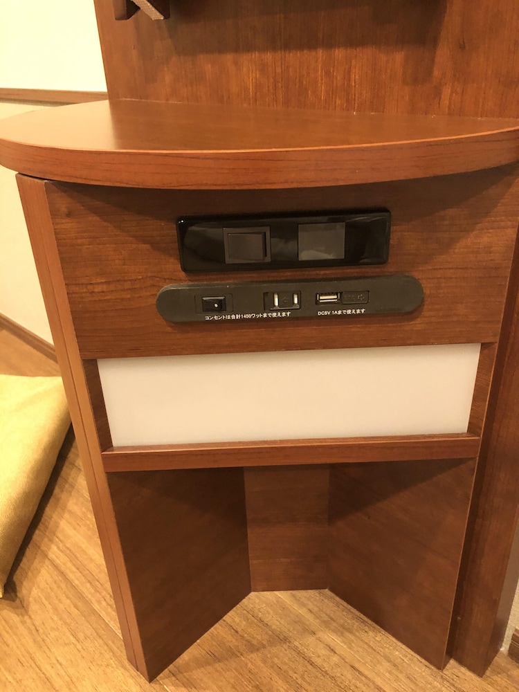 スタンダード ツインルーム 喫煙可 (2) 客室の設備とサービス1 | ホテルメルディア大阪肥後橋