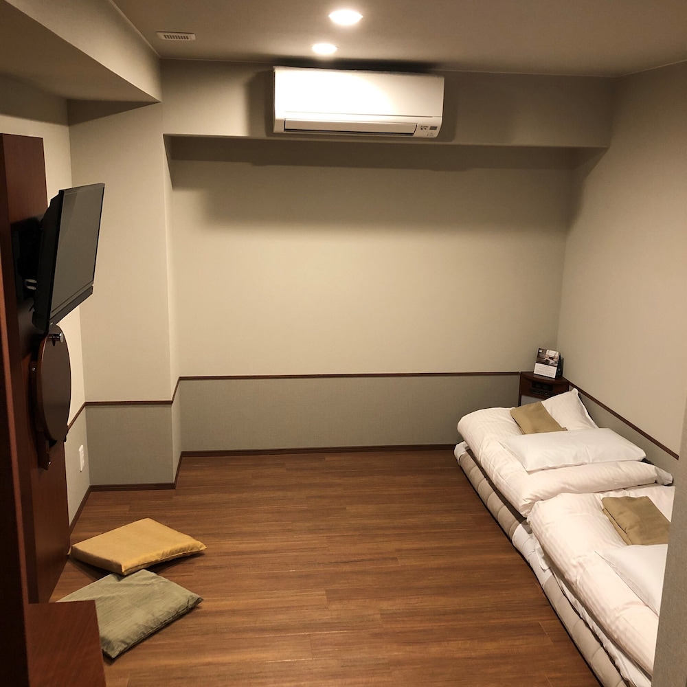 スタンダード ツインルーム 禁煙 (2) | ホテルメルディア大阪肥後橋