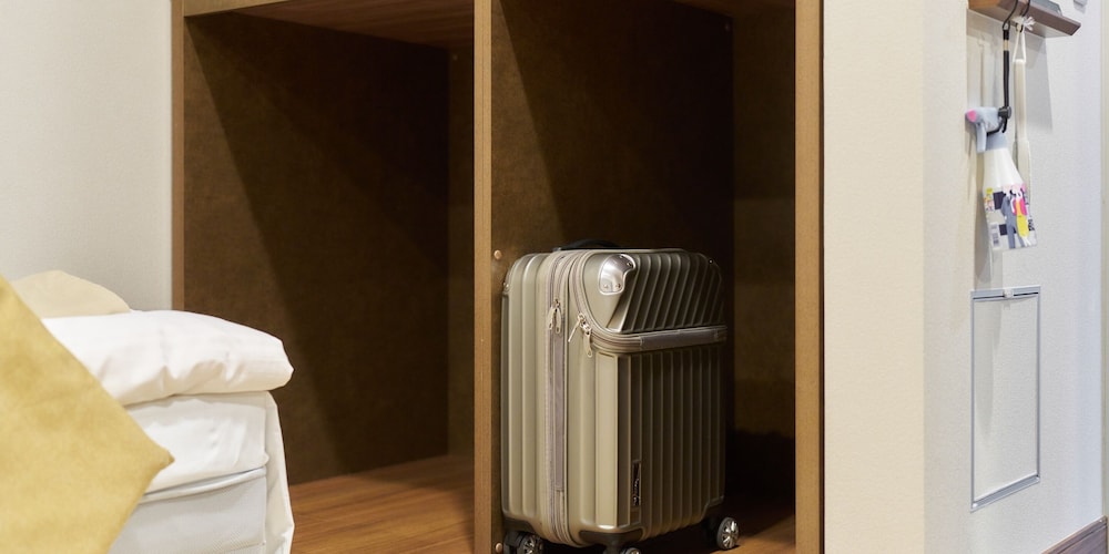 スタンダード トリプルルーム 喫煙可 客室15 | Rakuten STAY URBAN 大阪肥後橋