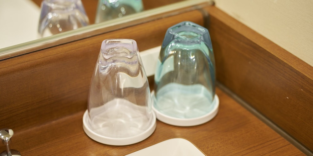 スタンダード ダブルルーム 布団 喫煙可 客室18 | ホテルメルディア大阪肥後橋