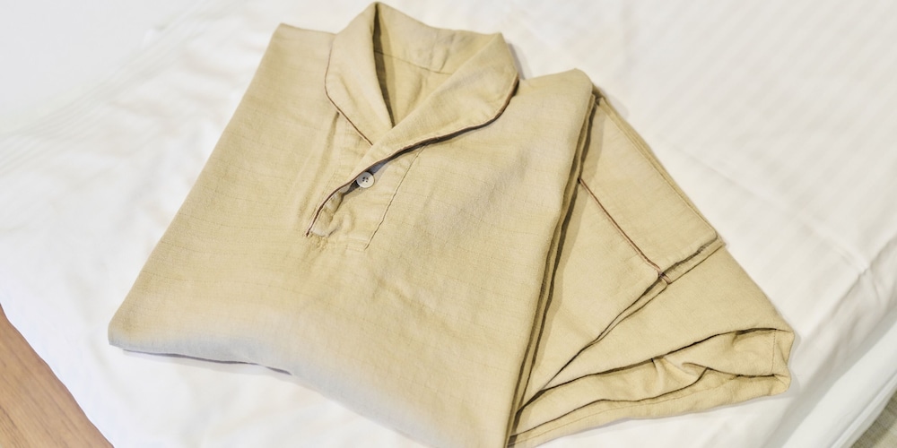 スタンダード ダブルルーム 布団 喫煙可 客室5 | ホテルメルディア大阪肥後橋