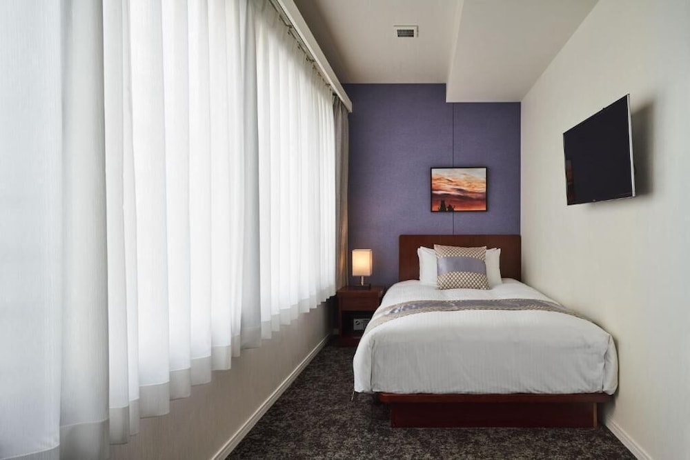 [禁煙] スタンダードセミダブル 15平米 (120cm幅ベッド) | ホテル東京トリップ上野 西日暮里