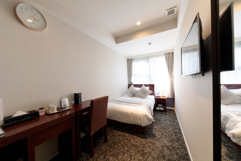 [禁煙] スタンダードダブル 16平米 (140㎝幅ベッド) 客室1 | ホテル東京トリップ上野 西日暮里