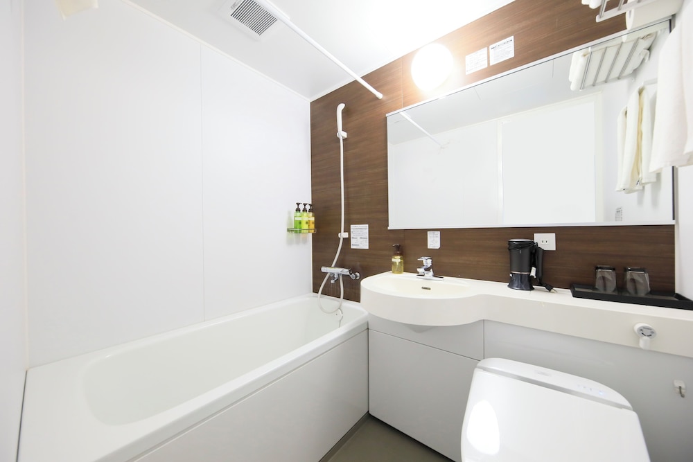 [禁煙] デラックスクィーン（バルコニー）22平米＜160cm幅ベッド＞ 客室4 | ホテル東京トリップ上野 西日暮里