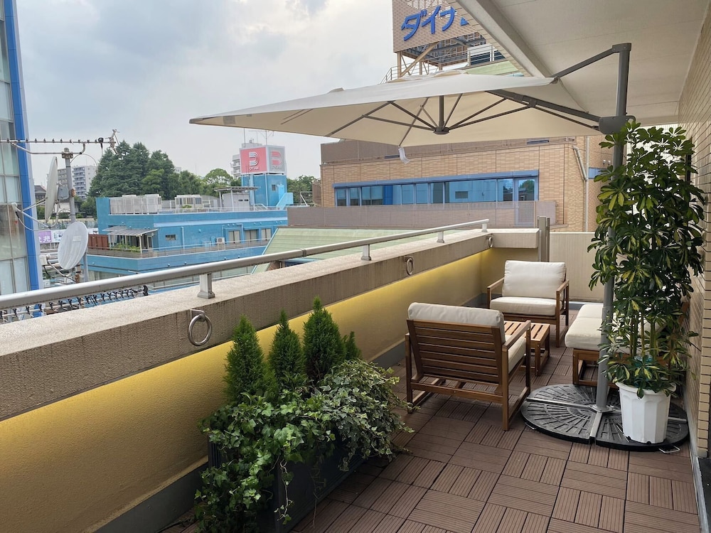 [禁煙] 和洋室スイート（バルコニー）＜140㎝ベッド×2台＞最大6名 客室3 | ホテル東京トリップ上野 西日暮里