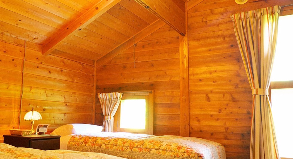 ウッディなツインルーム | ペンションバディ