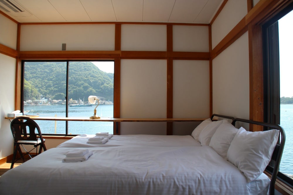 ツインルーム ベイビュー | タゴール ハーバー ホステル