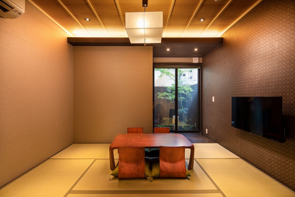 京町家一棟貸 部屋からの景観0 | 奏 河原町二条