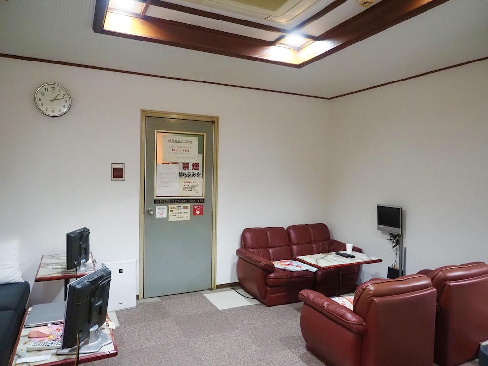 ロビーラウンジ1 | カプセルホテル ブロックルーム