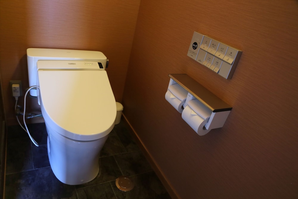 バジェットツインルーム バスルーム0 | ホステル コエド