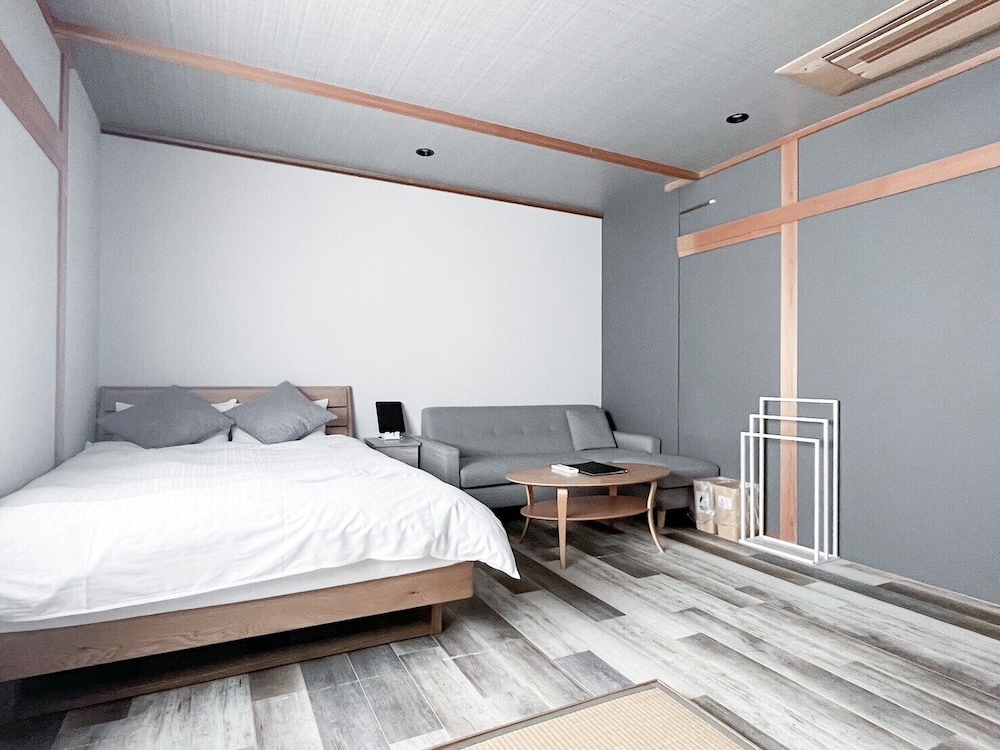 スーペリア ダブルルーム 禁煙 共用バスルーム 客室11 | 有馬 結びの小宿 縁 by Wellbe - ホステル