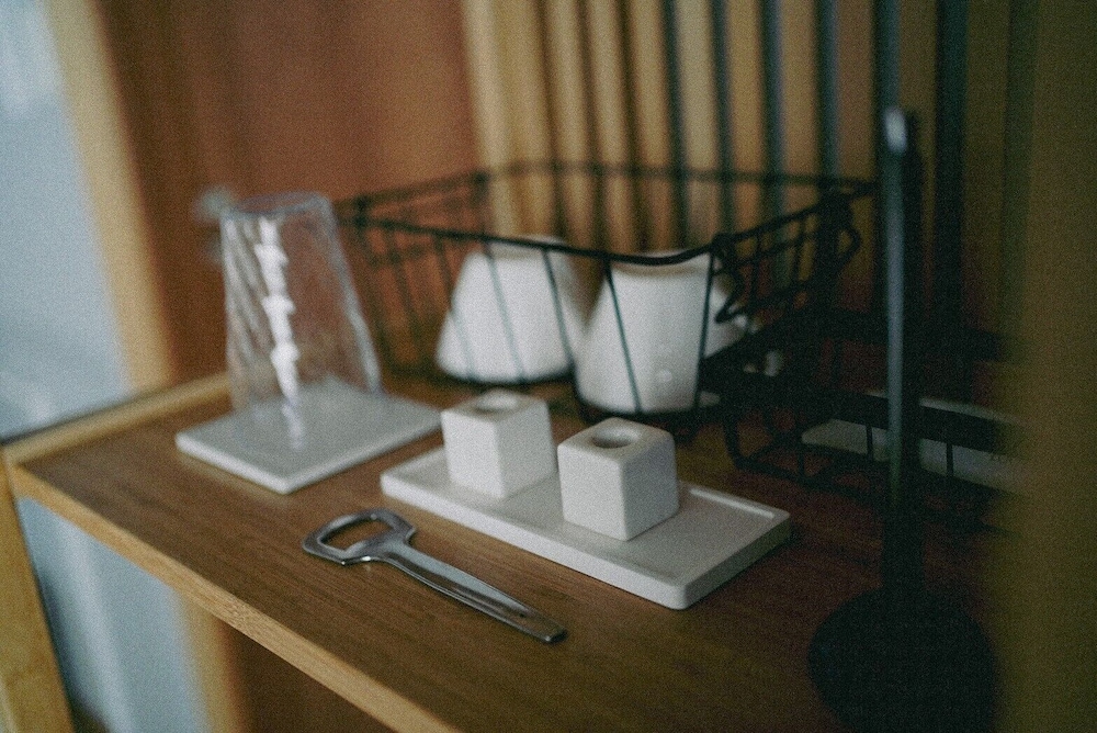 洋室ダブルベッド マウンテンサイド 禁煙 (共用バスルーム) 客室5 | 結びの小宿 縁