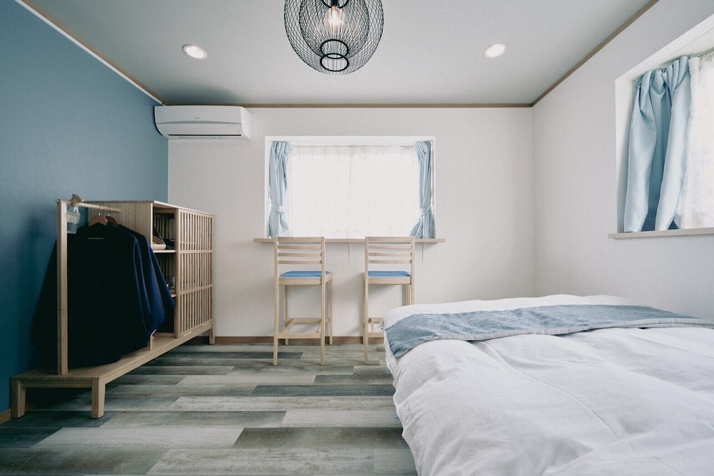 洋室ダブルベッド マウンテンサイド 禁煙 (共用バスルーム) 客室2 | 結びの小宿 縁