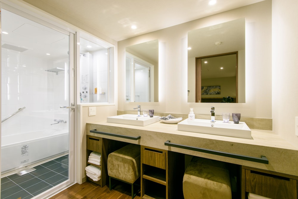 キングツイン 4名 バスルーム0 | ホテルフォルツァ金沢