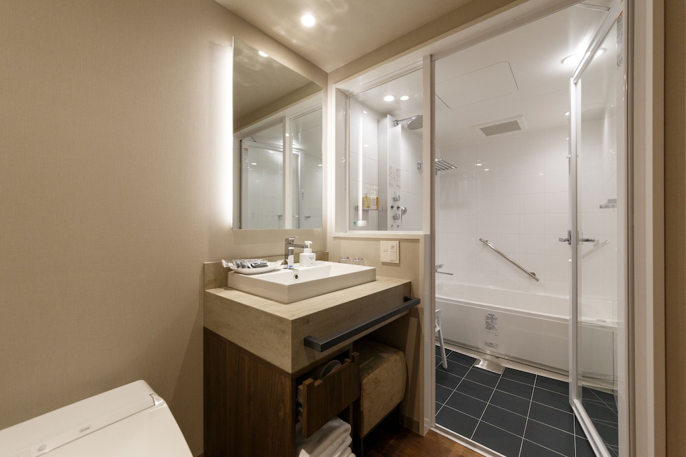 デラックスダブル 2名 バスルーム0 | ホテルフォルツァ金沢