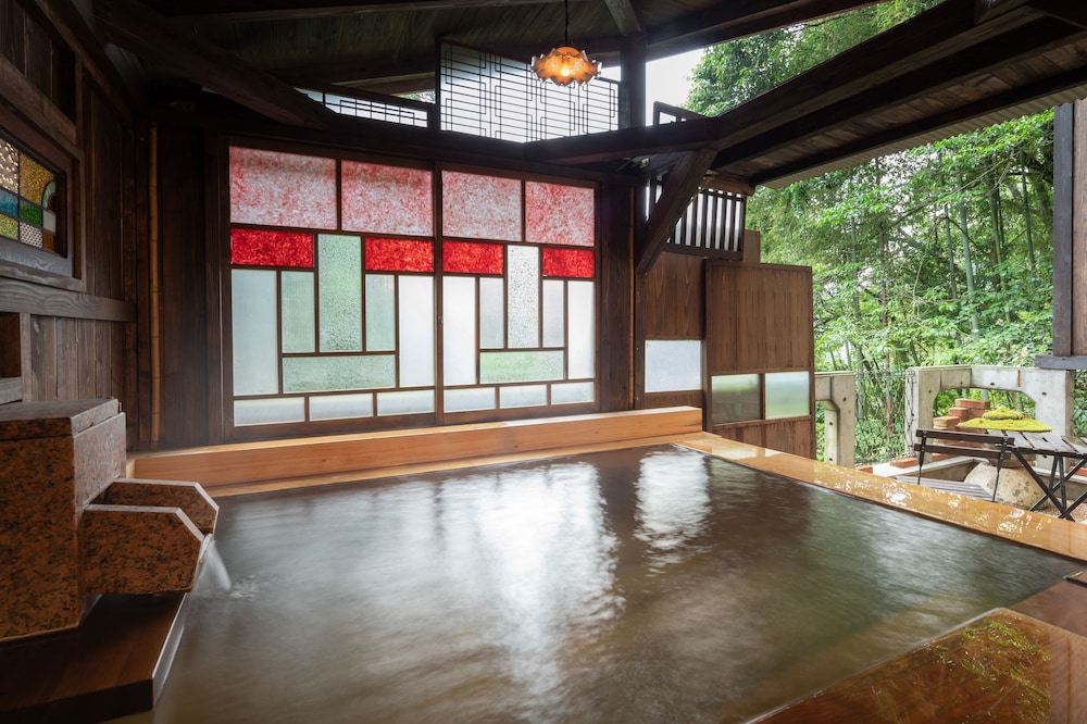 和洋室　プレミアムルーム あさもや（大人専用）禁煙 客室1 | 山荘天水