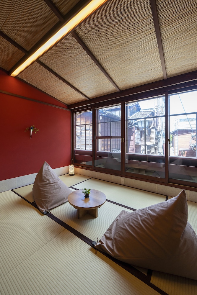 千 リビング エリア0 | 謡町