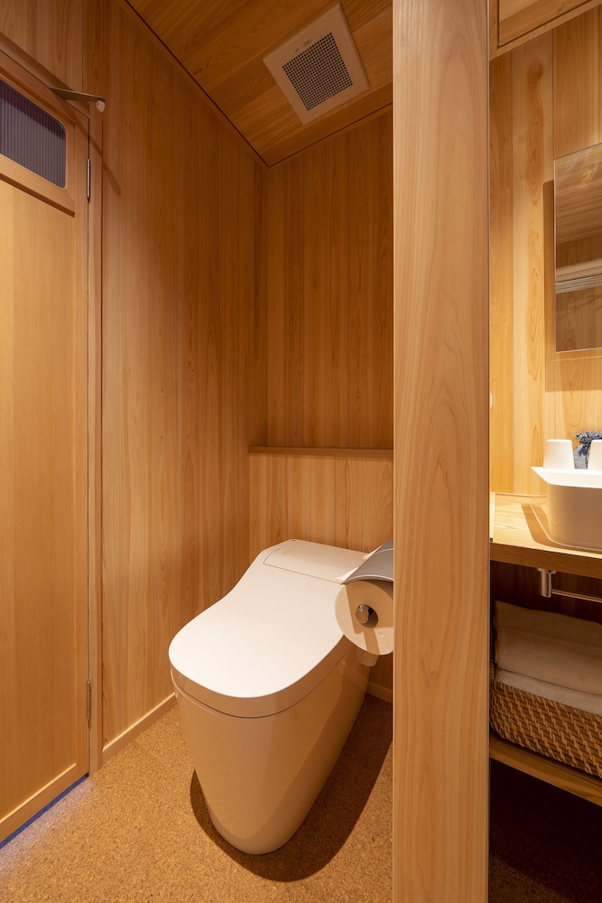 千 バスルーム1 | 謡町