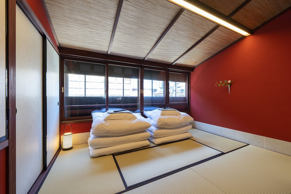 八百 客室3 | 謡町