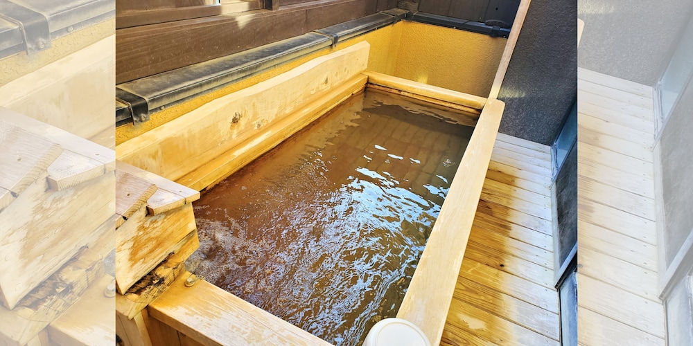 (201-203) 源泉掛け流し温泉・内風呂 & 露天風呂付客室 部屋からの景観0 | こしかの温泉