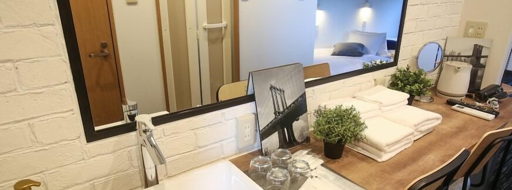 ファミリールーム(シングル4） 客室4 | N.33 Hakata Sta. East