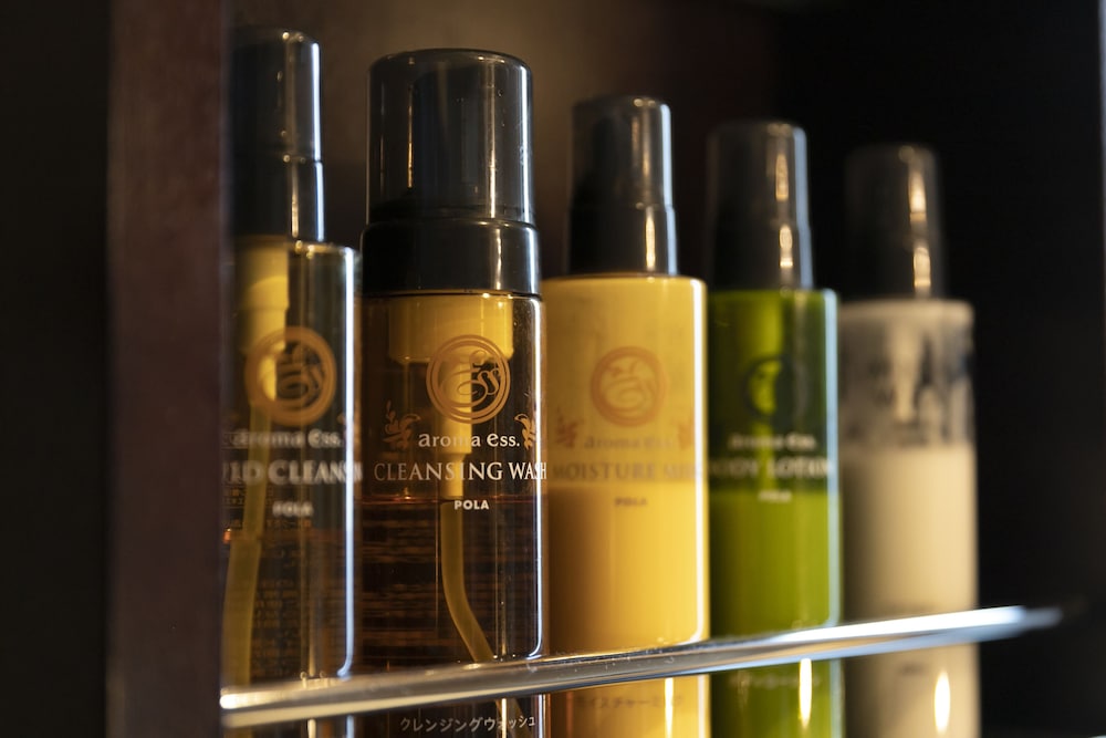 キングルーム マウンテンビュー 喫煙 客室の設備とサービス1 | ホテル 現代楽園 伊勢原店 - 大人限定