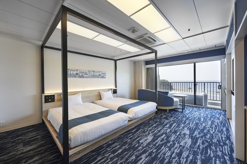 デラックスオーシャンビューツイン(露天バブルバス付)1-3名 禁煙 客室14 | il azzurri