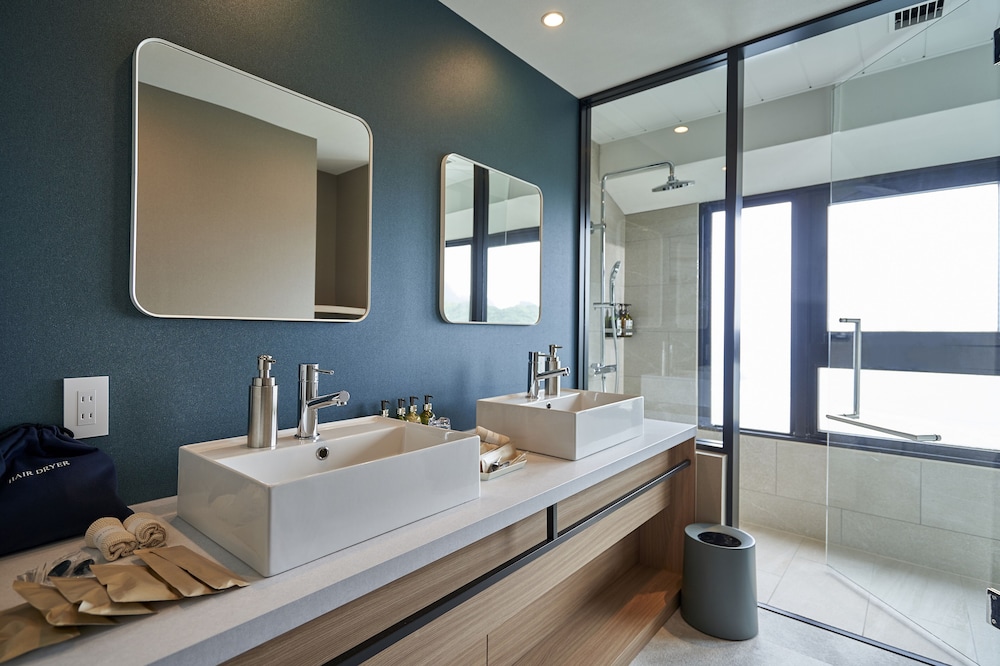 エグゼクティブオーシャンビュースイート(温泉露天付) 禁煙 バスルーム2 | il azzurri