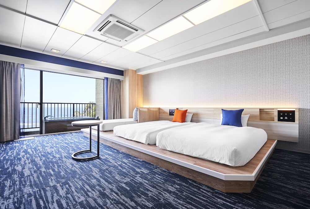 デラックスオーシャンビューツイン(露天バブルバス付)1-4名 禁煙 客室5 | il azzurri