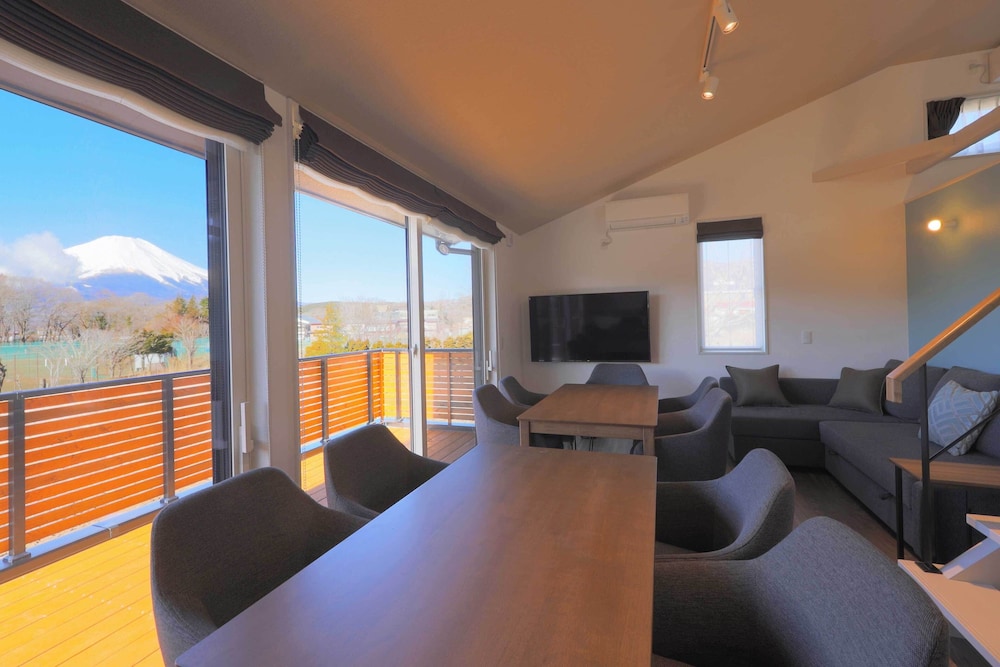 コテージ | シルバースプレィ 山中湖