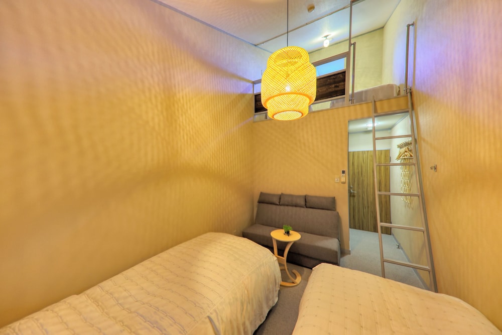 エクスクルーシブ コテージ 客室2 | シルバースプレィ 山中湖