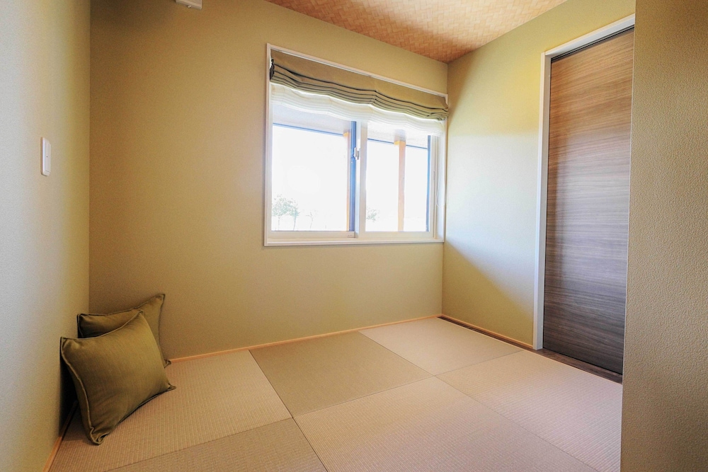 コテージ 客室1 | シルバースプレィ 山中湖