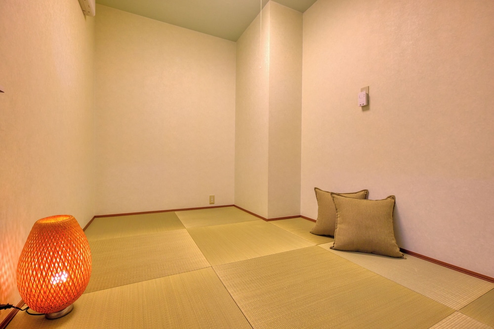 エクスクルーシブ コテージ 客室9 | シルバースプレィ 山中湖