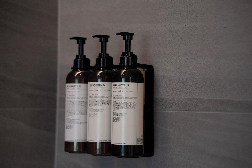 ルーム シングルベッド 2 台 バスルーム1 | パーク ハイアット ニセコ HANAZONO