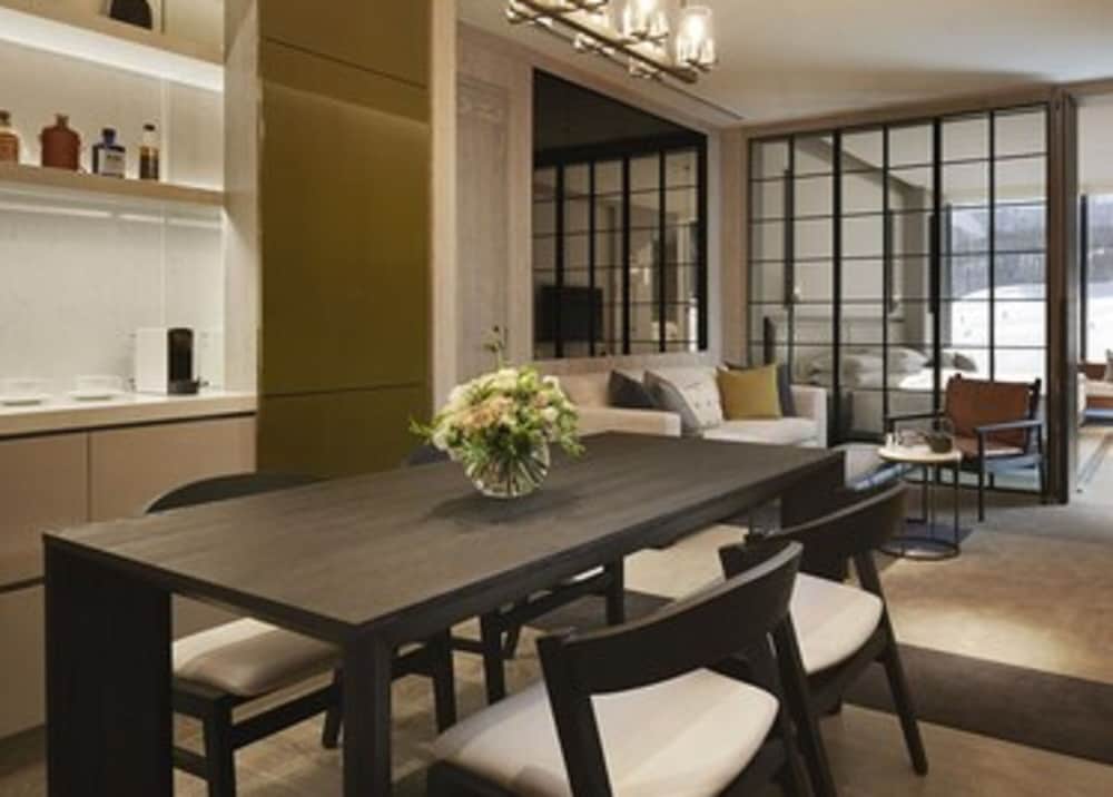 ルーム シングルベッド 2 台 客室1 | パーク ハイアット ニセコ HANAZONO