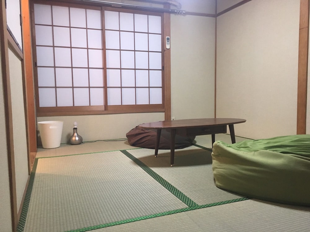 客室1 | 花園北テラスハウス 客室1 | 花園北テラスハウス