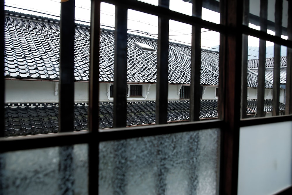 2階 和室9畳 客室5 | 山崎旅館 Q 中門前屋