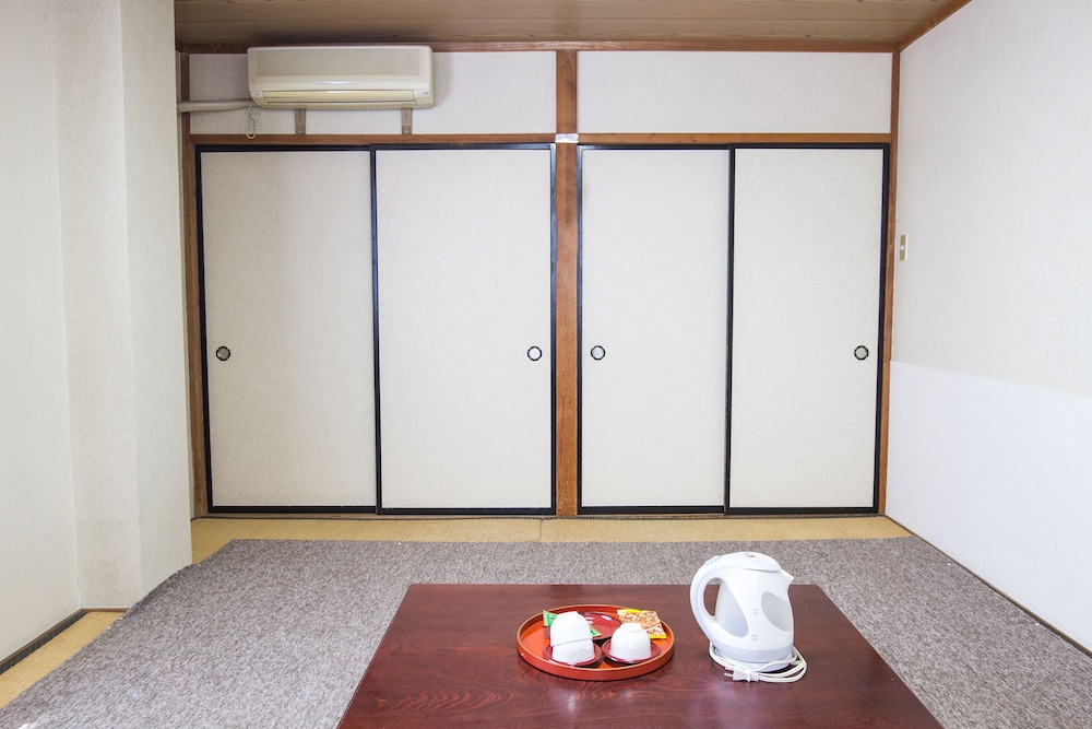 和室4名様 喫煙可 客室2 | Tabist ビジネスホテルたきざわ 高崎駅西口