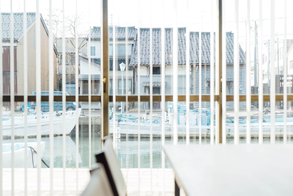 一棟貸し (ウミネコ) ウォーター ビュー0 | 水辺の民家ホテル カモメとウミネコ