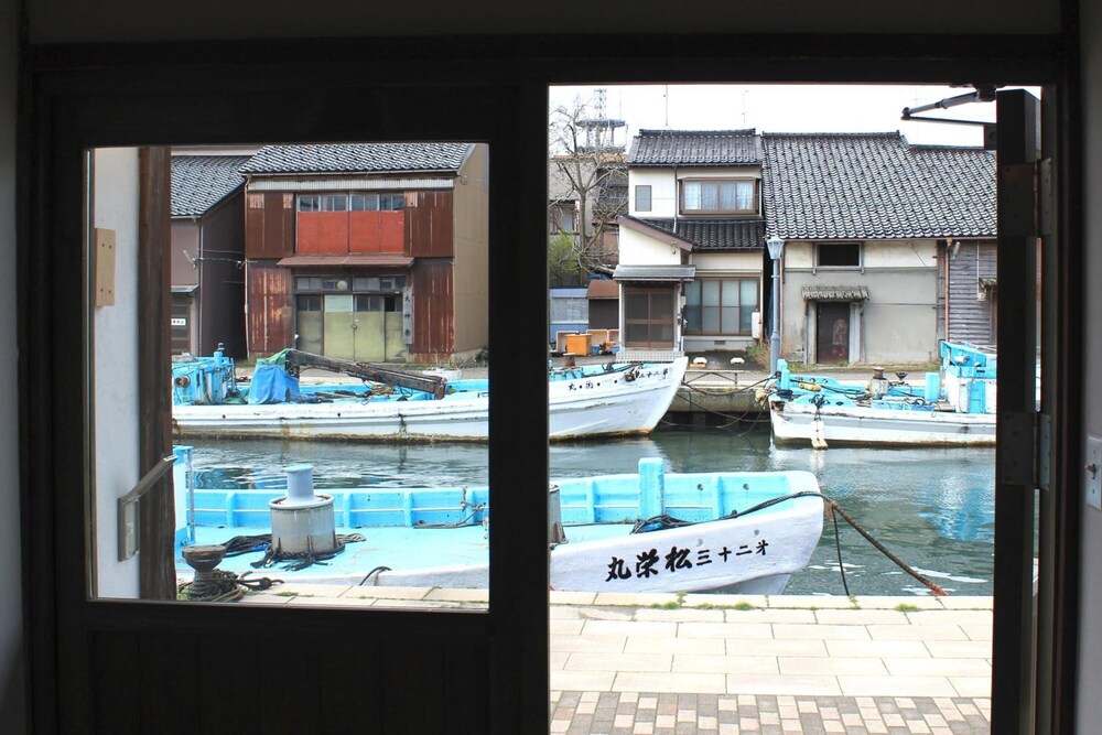 プール1 | 水辺の民家ホテル カモメとウミネコ