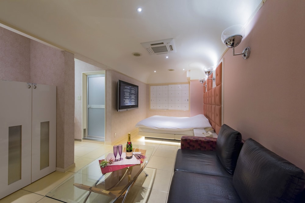 デラックス ダブルルーム | ホテル リンデン 王子店