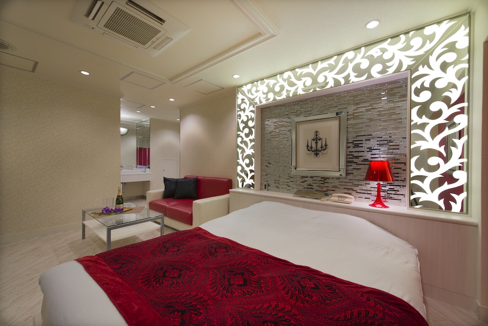 デラックス ダブルルーム 客室4 | ホテル リンデン 王子店