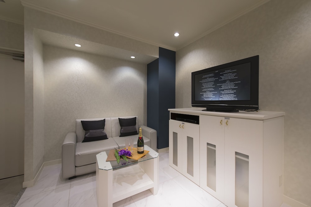 ダブルルーム 客室3 | ホテル リンデン 王子店