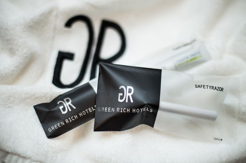 ダブルルーム 禁煙 バスルームの設備1 | グリーンリッチホテル沖縄名護 人工温泉・二股湯の華