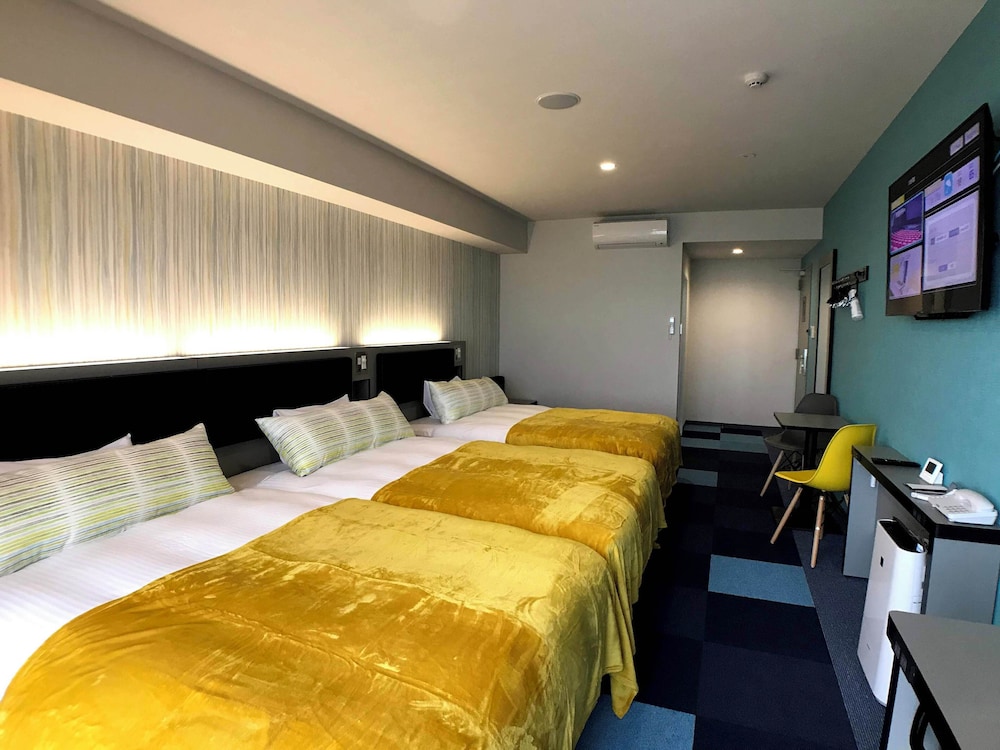 トリプルルーム 禁煙 | グリーンリッチホテル沖縄名護 人工温泉・二股湯の華