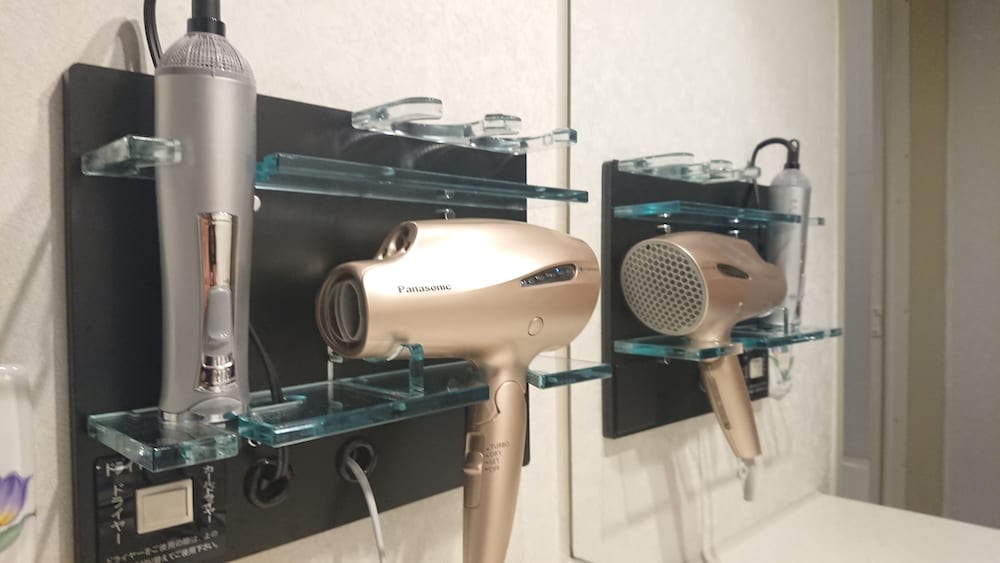 スタンダードダブルルーム 喫煙可 バスルームの設備0 | ホテルバレンタイン - 大人限定